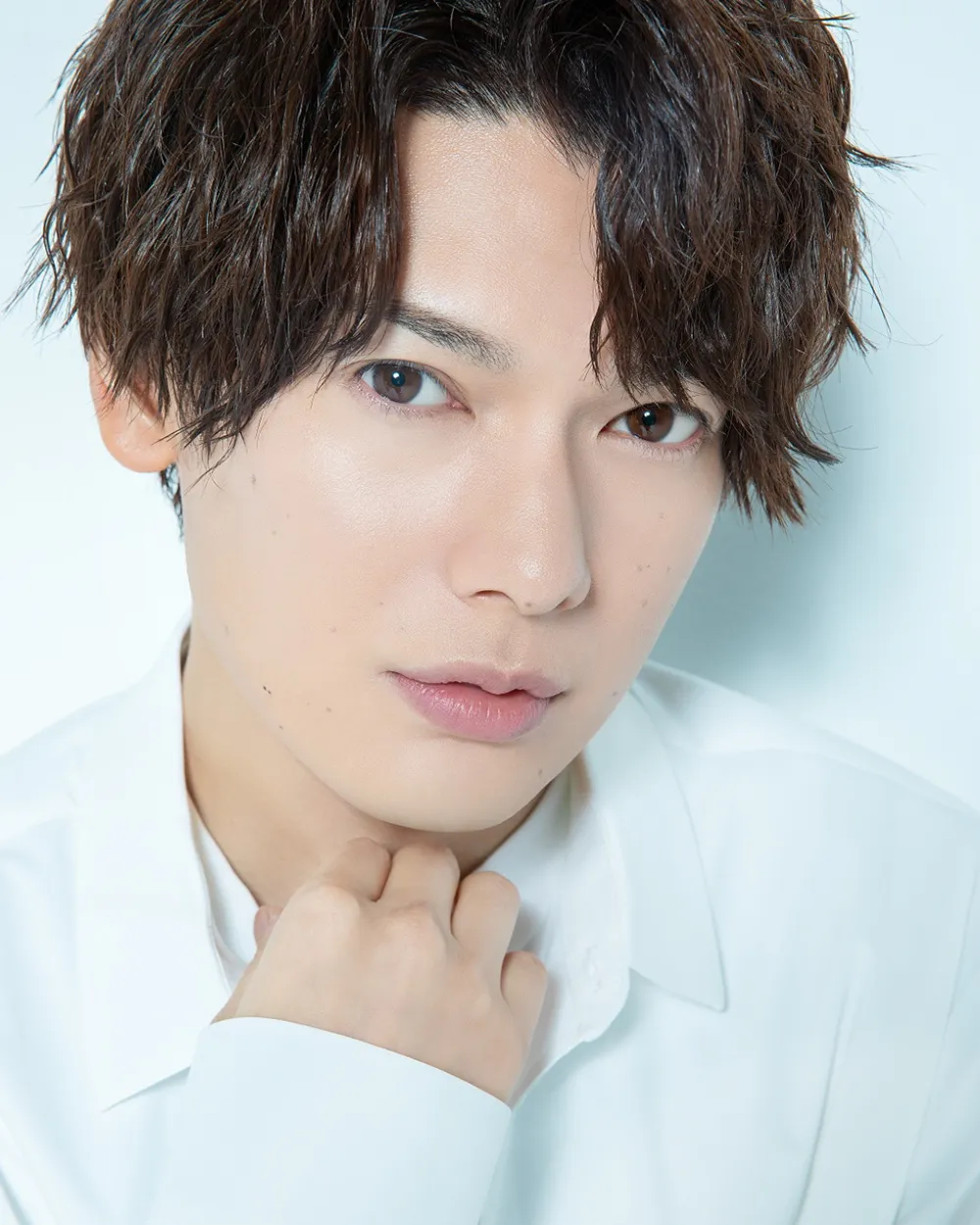 崎山つばさ